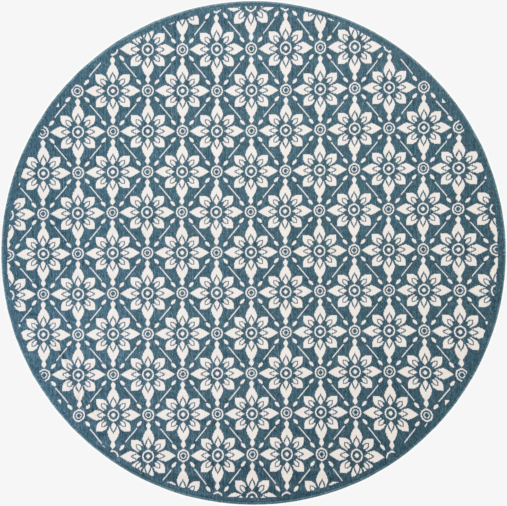 7' 10 x 7' 10 Washable Lattice Indoor / Outdoor Round Rug
