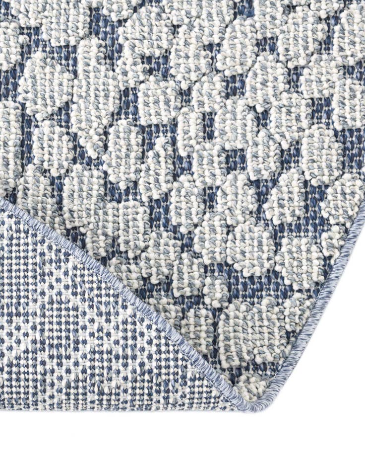 Detail image of 3' 1 x 3' 1 Easy-Clean Safari Indoor / Outdoor Round Rug