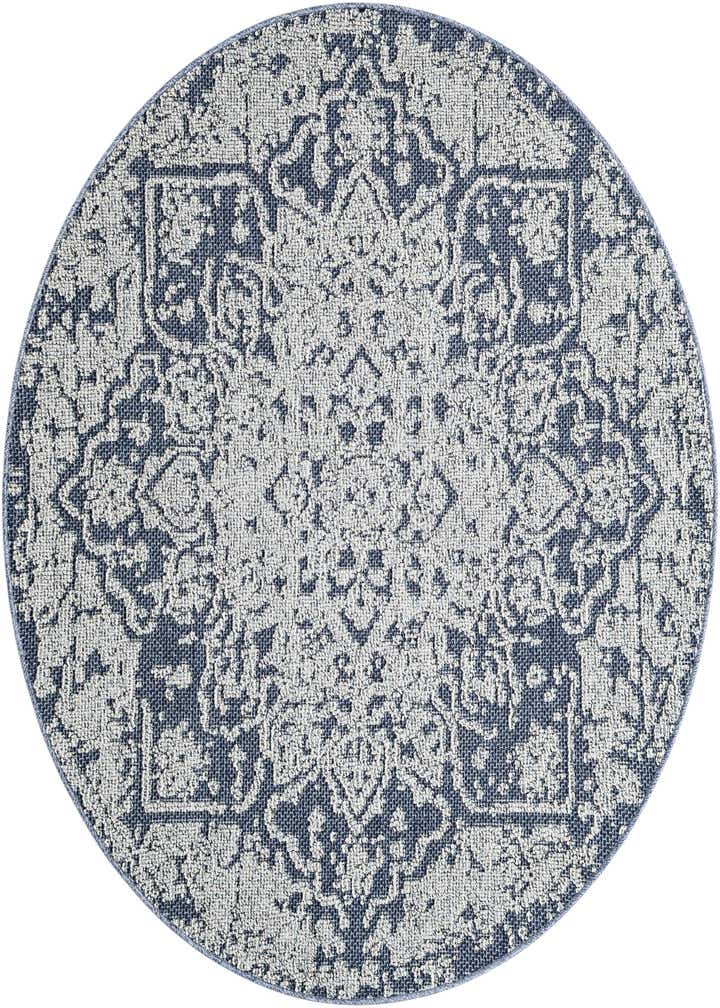 5' 3 x 5' 3 Easy-Clean Traditional Indoor / Outdoor Round Rug