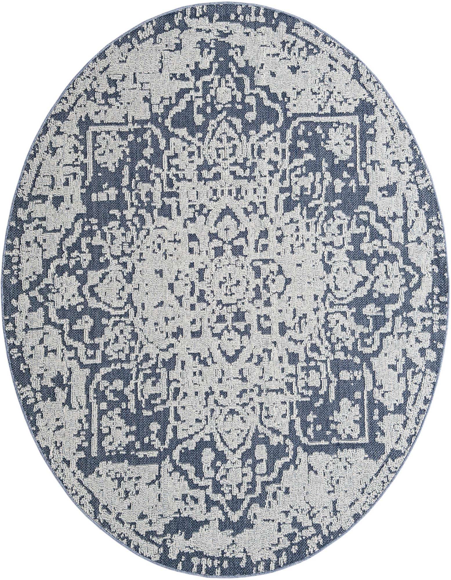 7' 10 x 7' 10 Easy-Clean Traditional Indoor / Outdoor Round Rug