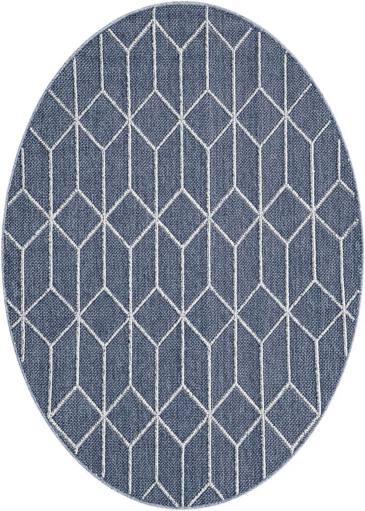 5' 3 x 5' 3 Easy-Clean Trellis Indoor / Outdoor Round Rug