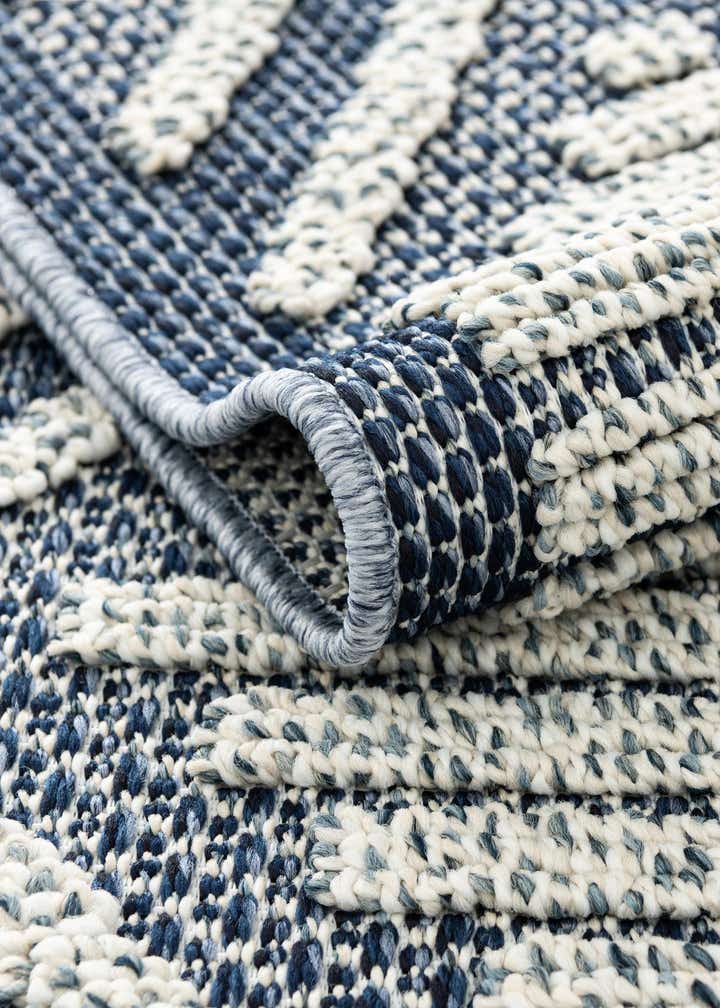 5' 3 x 5' 3 Easy-Clean Trellis Indoor / Outdoor Round Rug