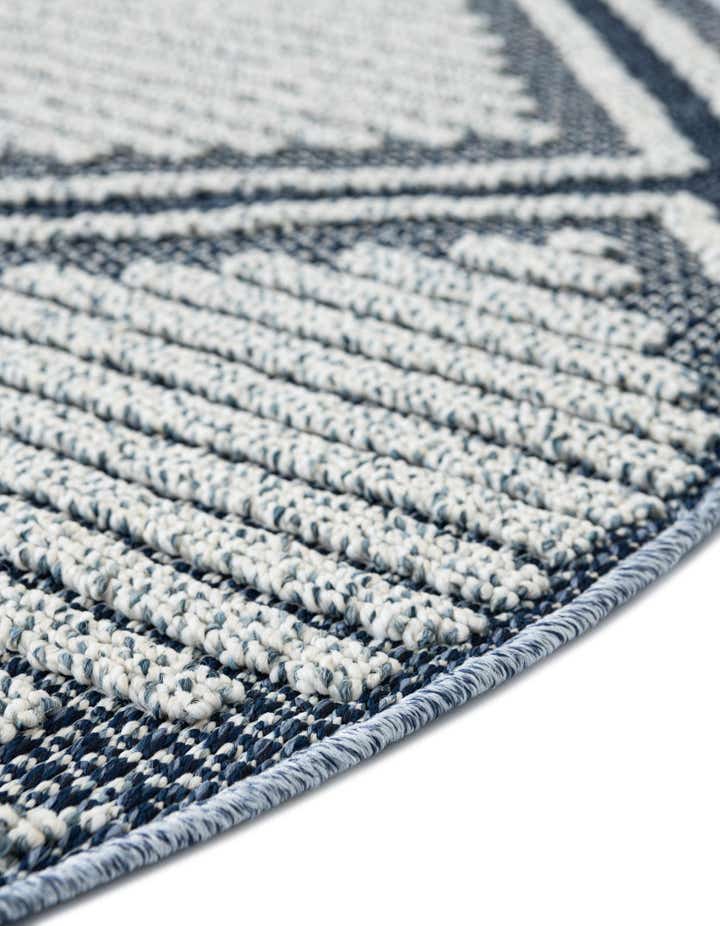 3' 1 x 3' 1 Easy-Clean Trellis Indoor / Outdoor Round Rug