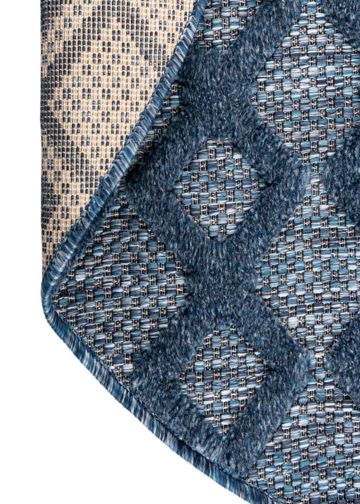 5' 3 x 5' 3 Easy-Clean Trellis Textured Indoor / Outdoor Round Rug