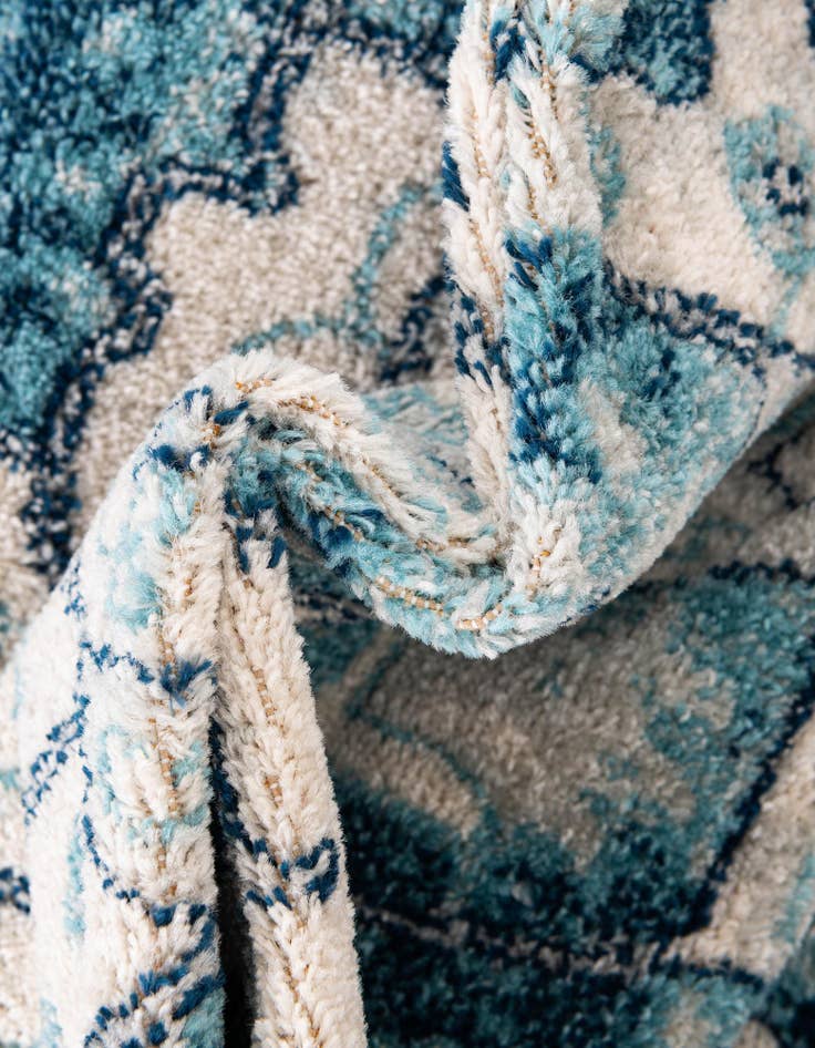 Detail image of 5' x 5' Parker Round Rug