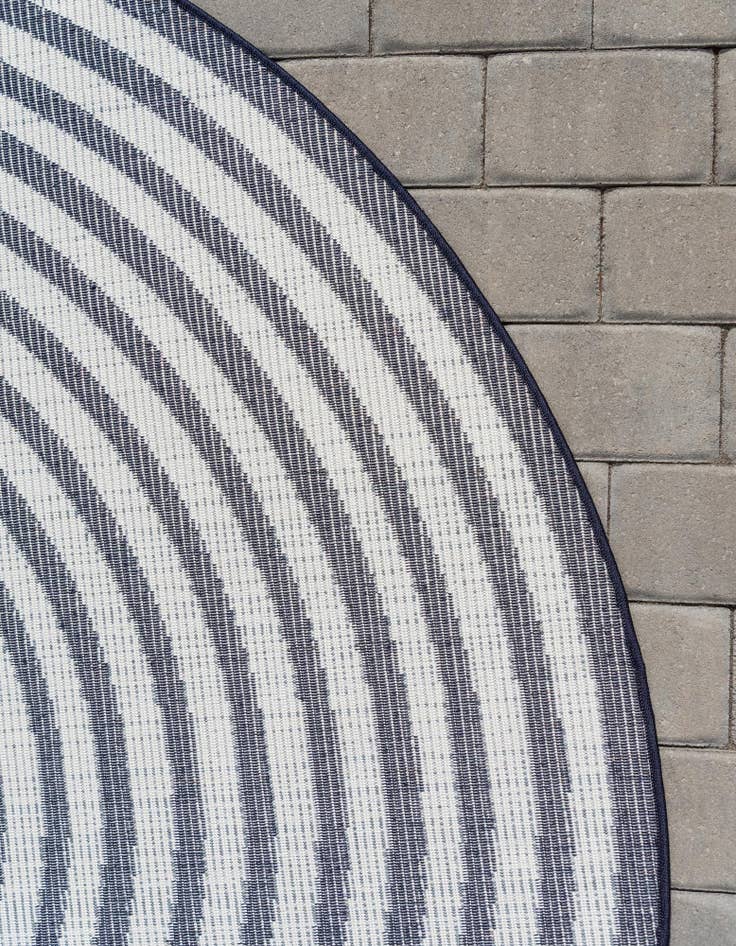 Detail image of 8' x 8' Easy-Clean Sabrina Soto Prescott Indoor / Outdoor Round Rug