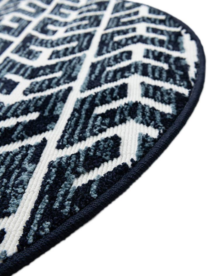 Detail image of 8' x 8'  Washable Sabrina Soto Aston Indoor / Outdoor Round Rug