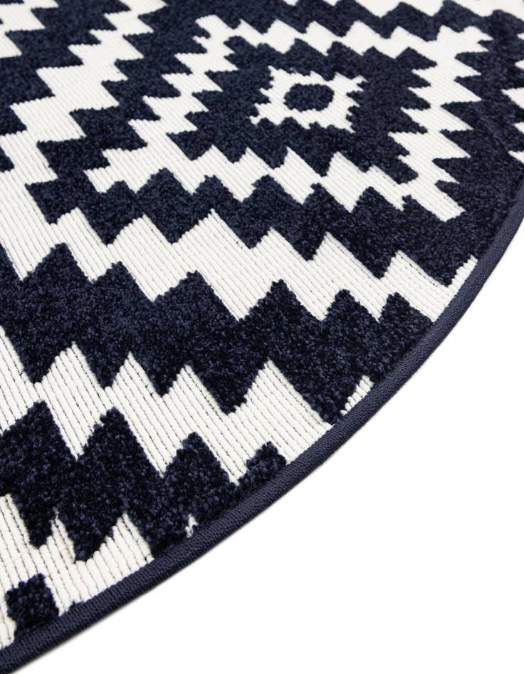Detail image of 5' x 5'  Washable Sabrina Soto Indoor / Outdoor Round Rug