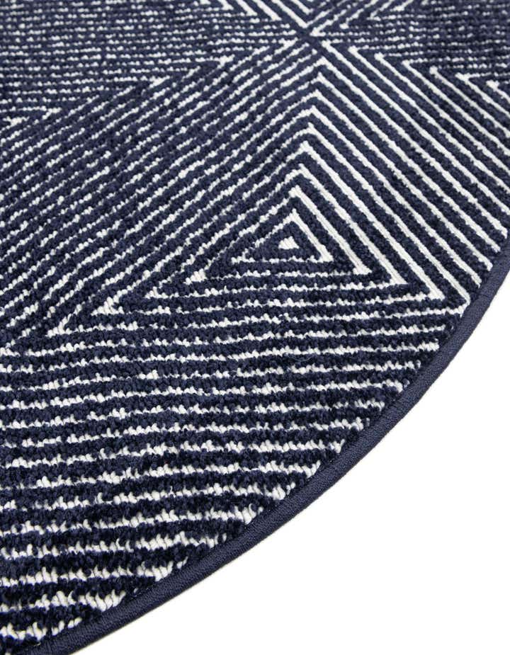 3' x 3' Easy-Clean Sabrina Soto Indoor / Outdoor Round Rug