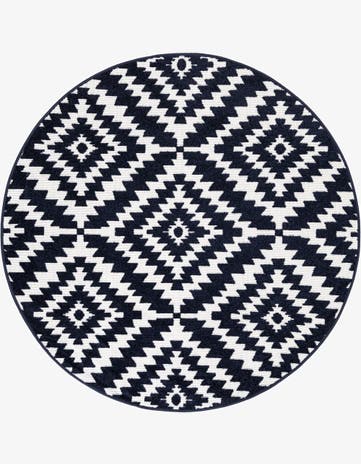 5' x 5' Easy-Clean Sabrina Soto Indoor / Outdoor Round Rug