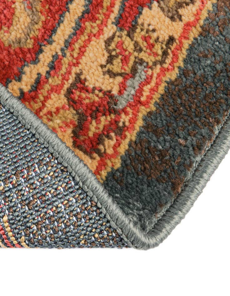 Detail image of 6' x 6' Serapi Round Rug