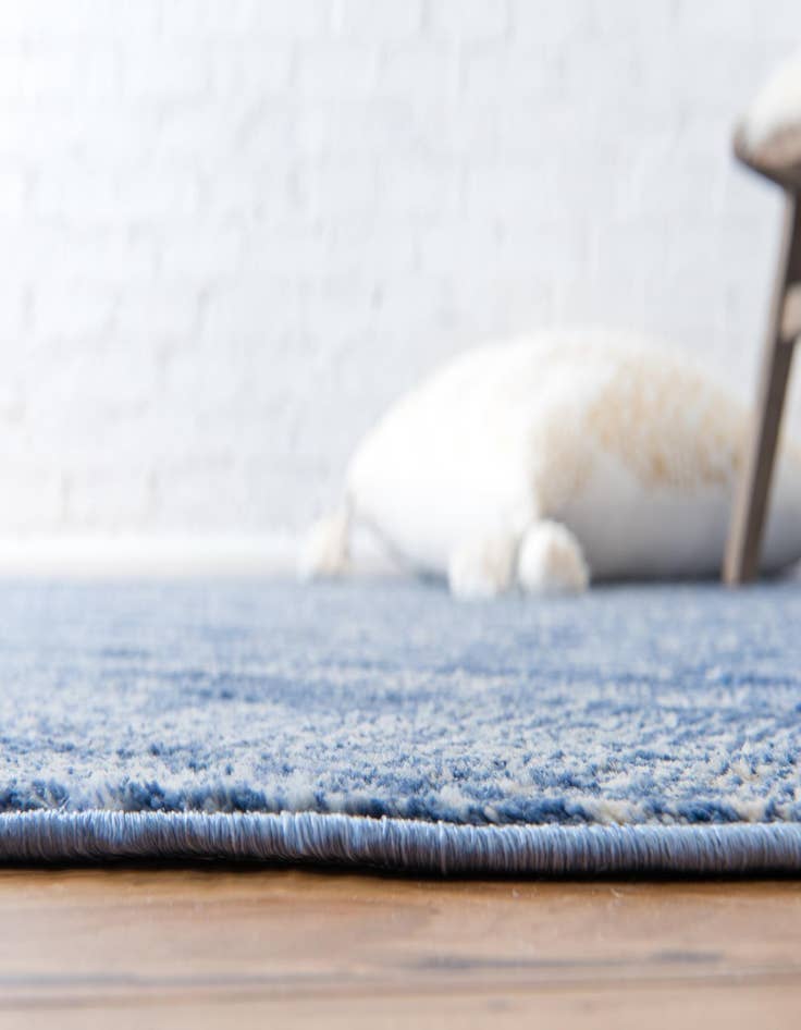 Detail image of 8' x 8' Solaris Round Rug