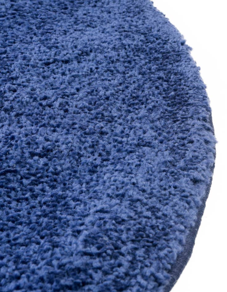 Detail image of 6' x 6' Solid Frieze Round Rug