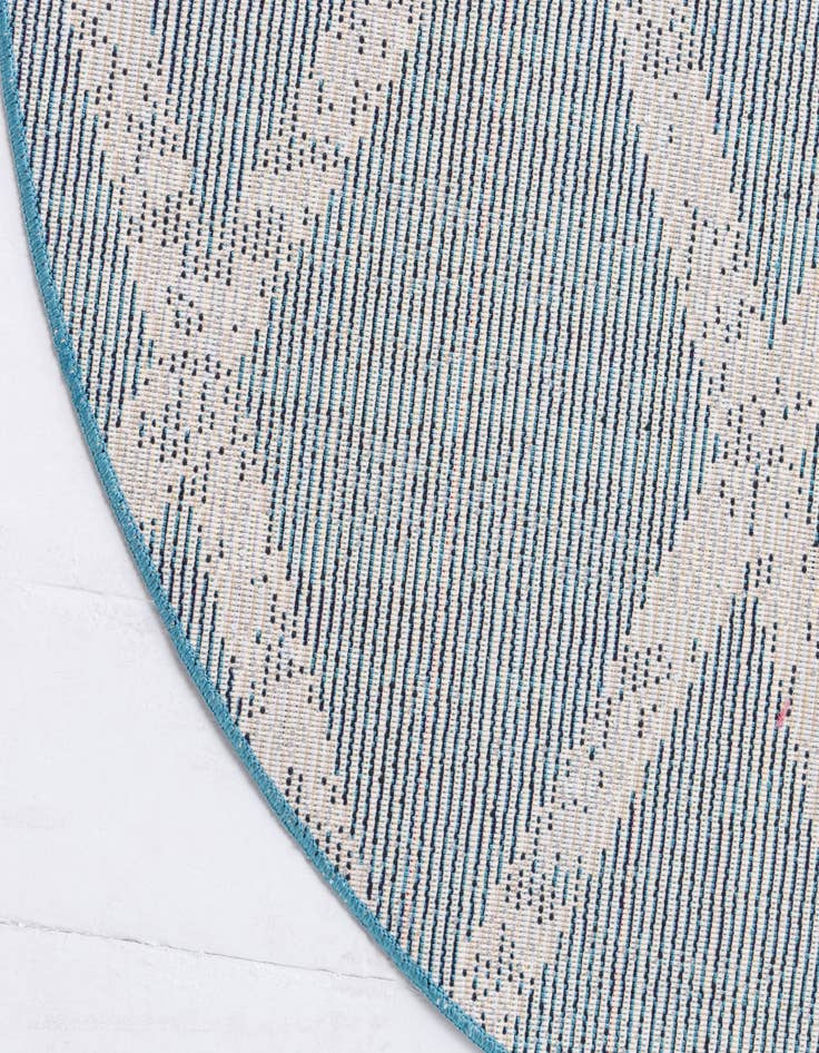 Detail image of 7' x 7' Starlight Round Rug