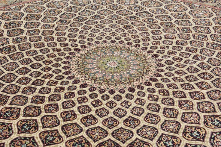 Detail image of 12' 10 x 12' 10 Hand Knotted Tabriz Persian Round Rug