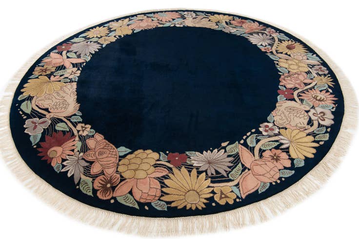 Detail image of 8' 2 x 8' 3 Hand Knotted Tibet Wool Round Rug