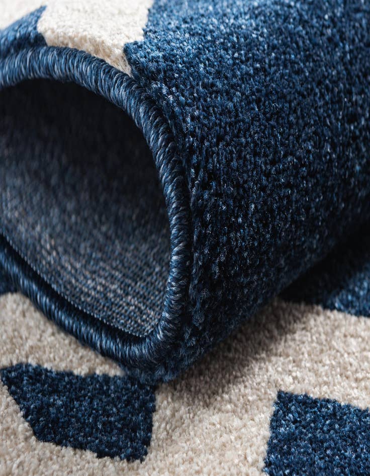 Detail image of 3' 3 x 3' 3 Trellis Round Rug