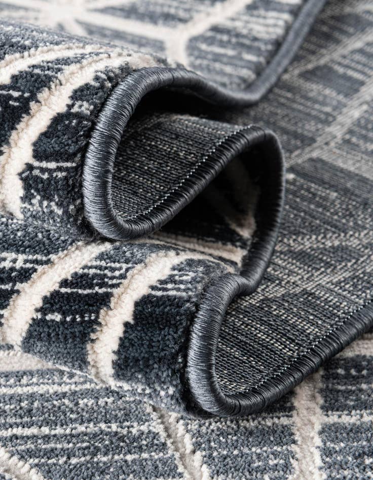 Detail image of 8' x 8' Uptown Fifth Avenue Round Rug