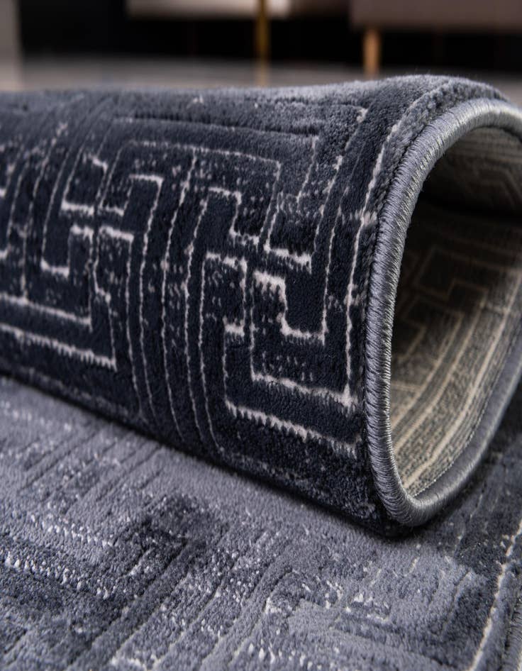 Detail image of 5' 3 x 5' 3 Uptown Park Avenue Round Rug