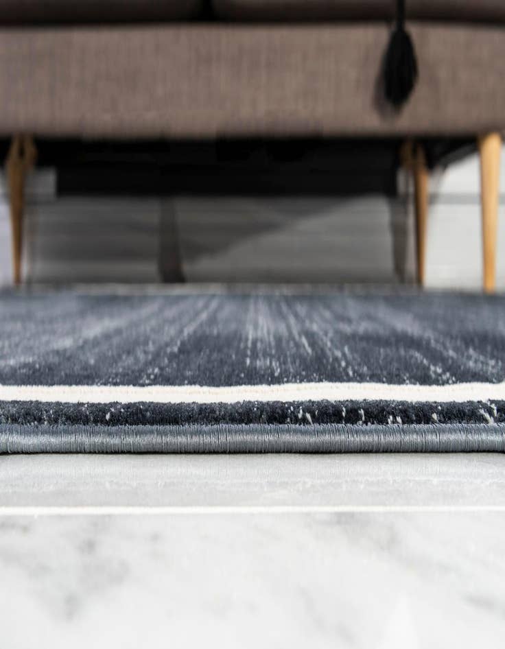 Detail image of 5' 3 x 5' 3 Uptown Lenox Hill Round Rug