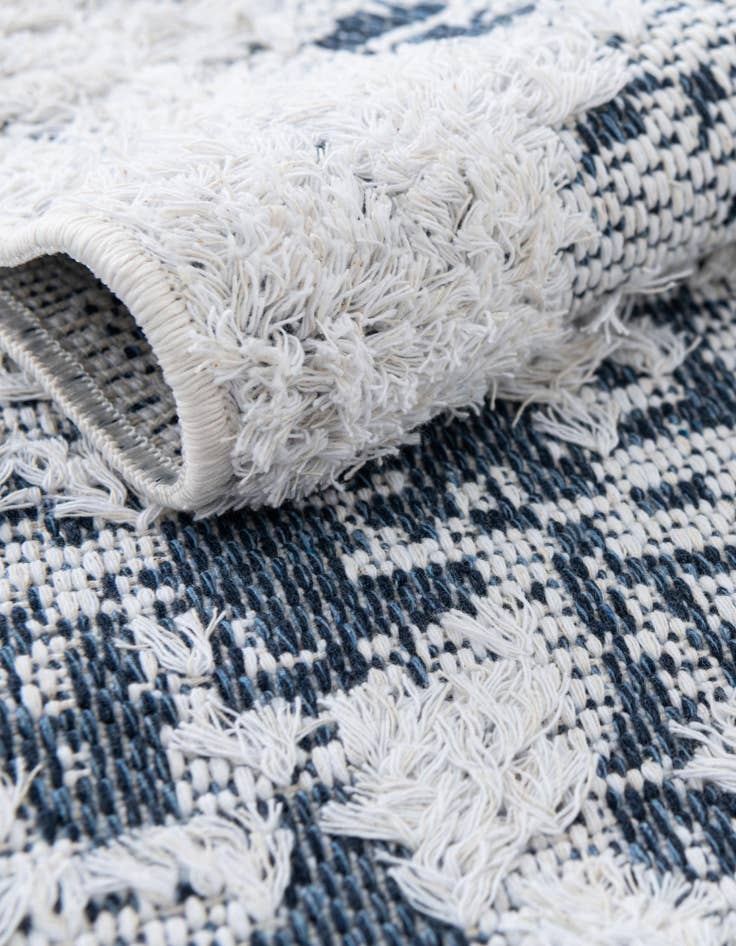 Detail image of 2' 3 x 4' Abbey Runner Rug