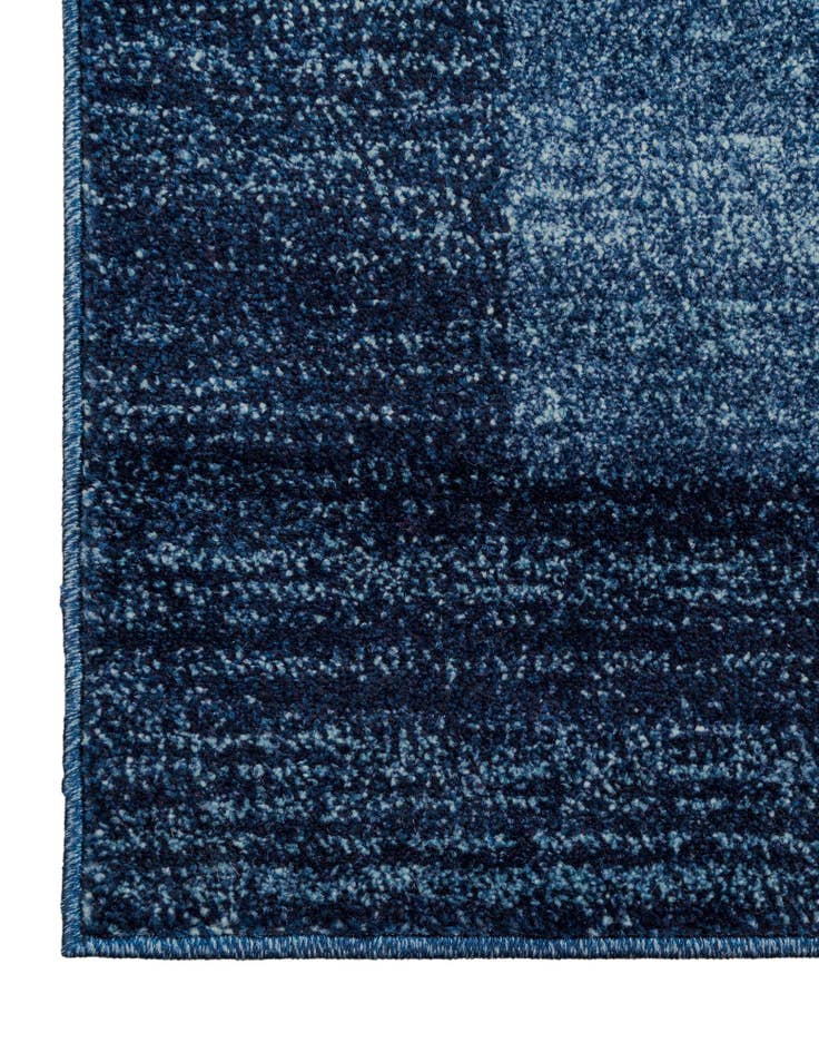 Detail image of 2' x 6' Angelica Runner Rug