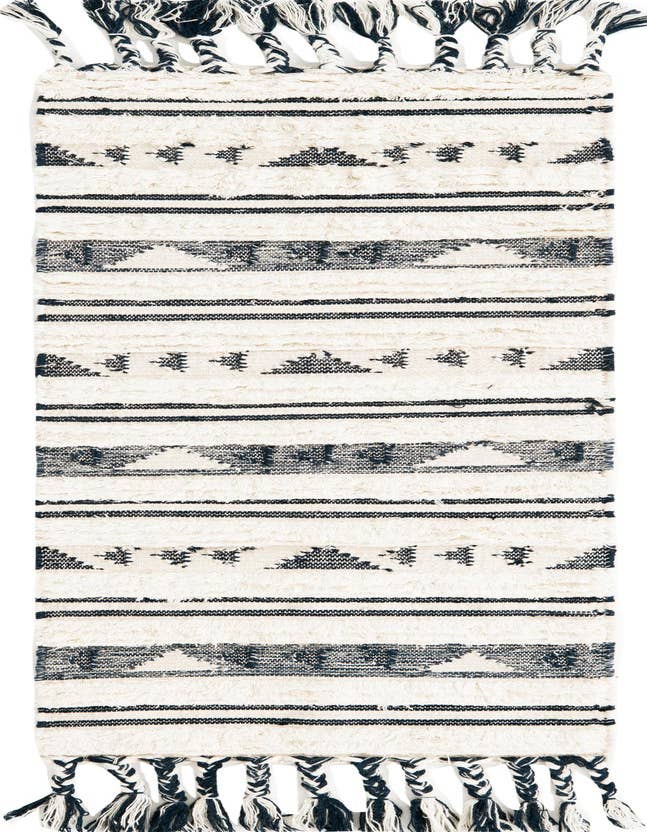Detail image of 2' 2 x 6' 1 Hand Woven Arizona Wool Runner Rug