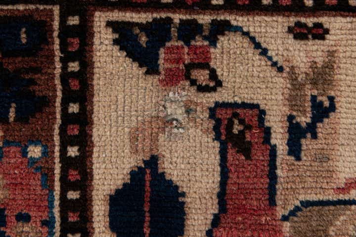 5' 1 x 9' 7 Hand Knotted Bakhtiar Persian Wool Runner Rug