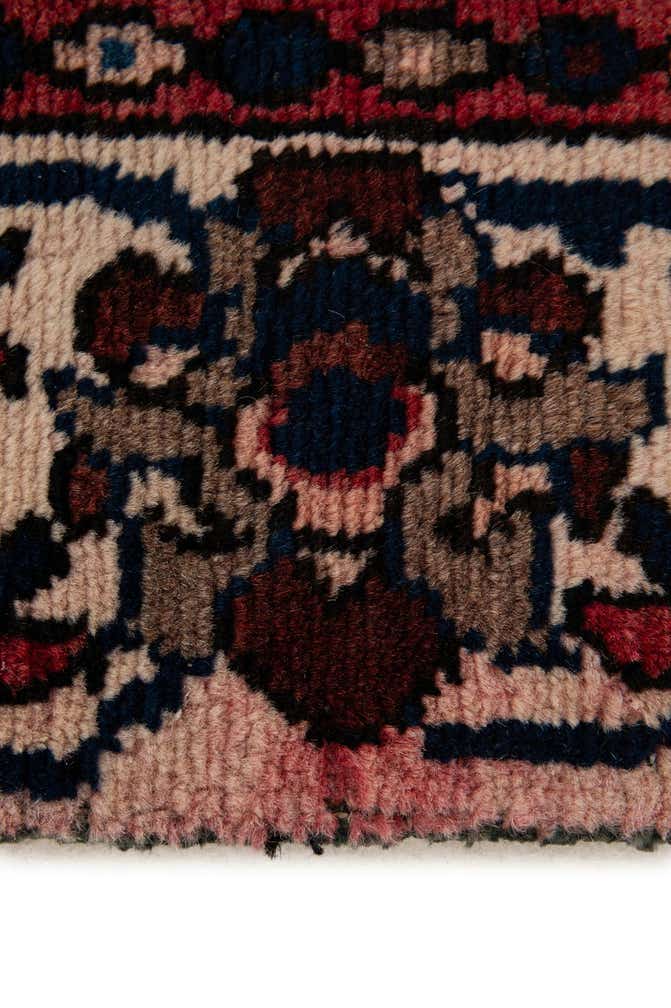 5' 1 x 9' 7 Hand Knotted Bakhtiar Persian Wool Runner Rug