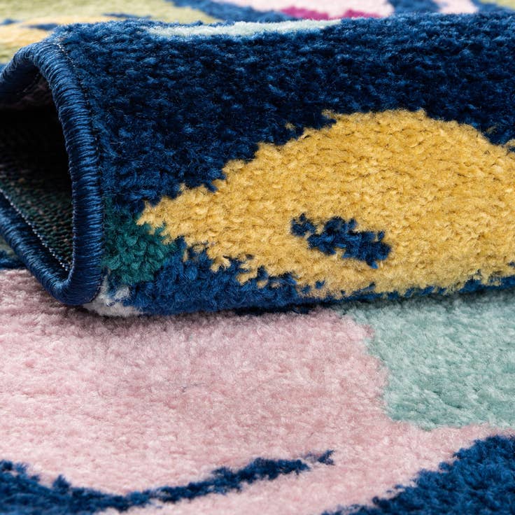 Detail image of 2' x 6' Bloom Runner Rug