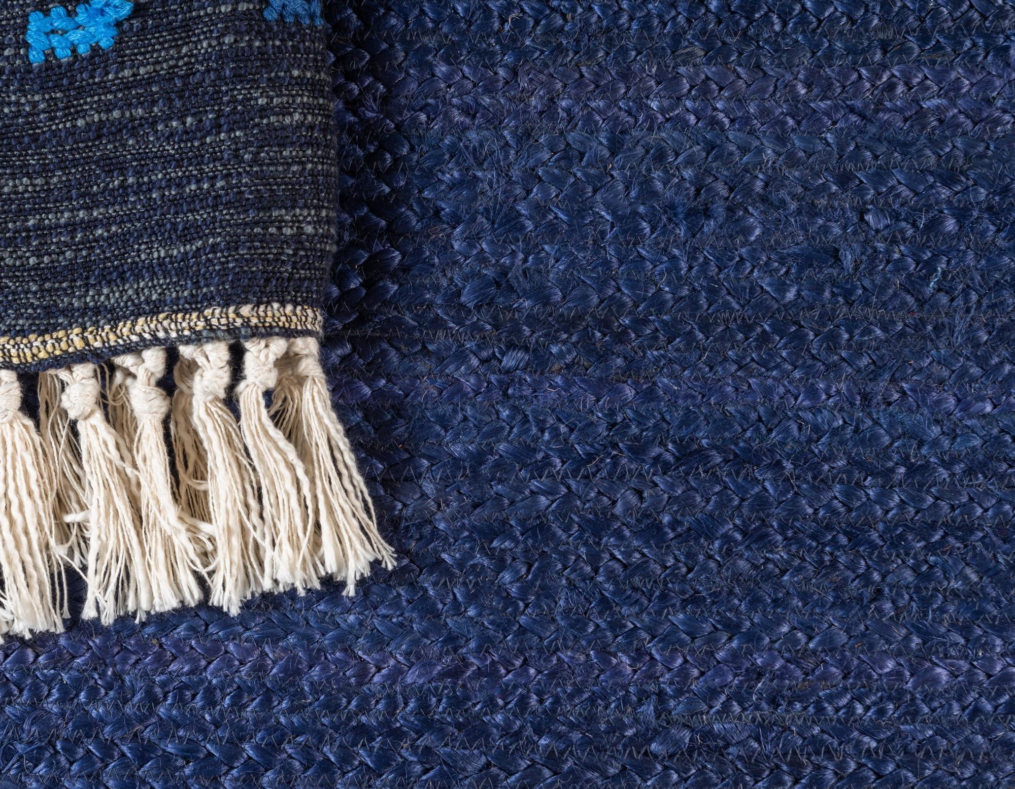 2' 7 x 6' 1 Handmade Braided Jute Runner Rug