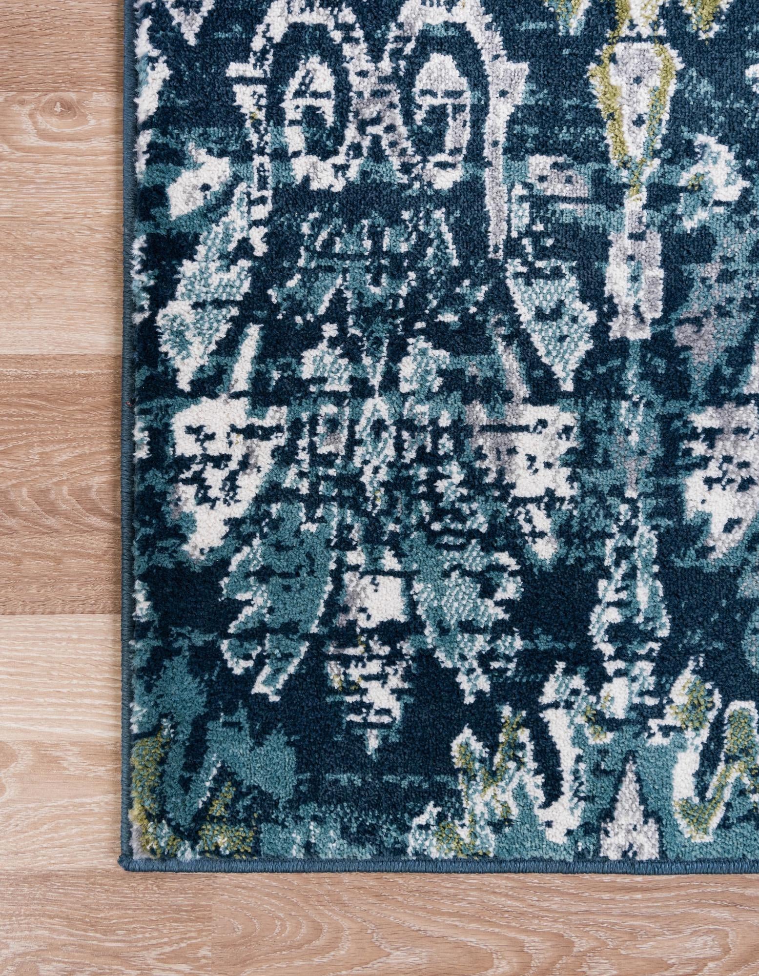 2' x 6' Charleston Runner Rug