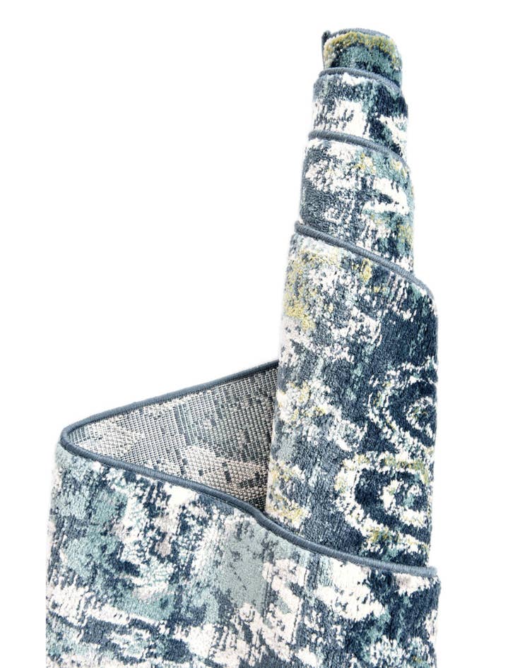 Detail image of 2' x 6' Charleston Runner Rug