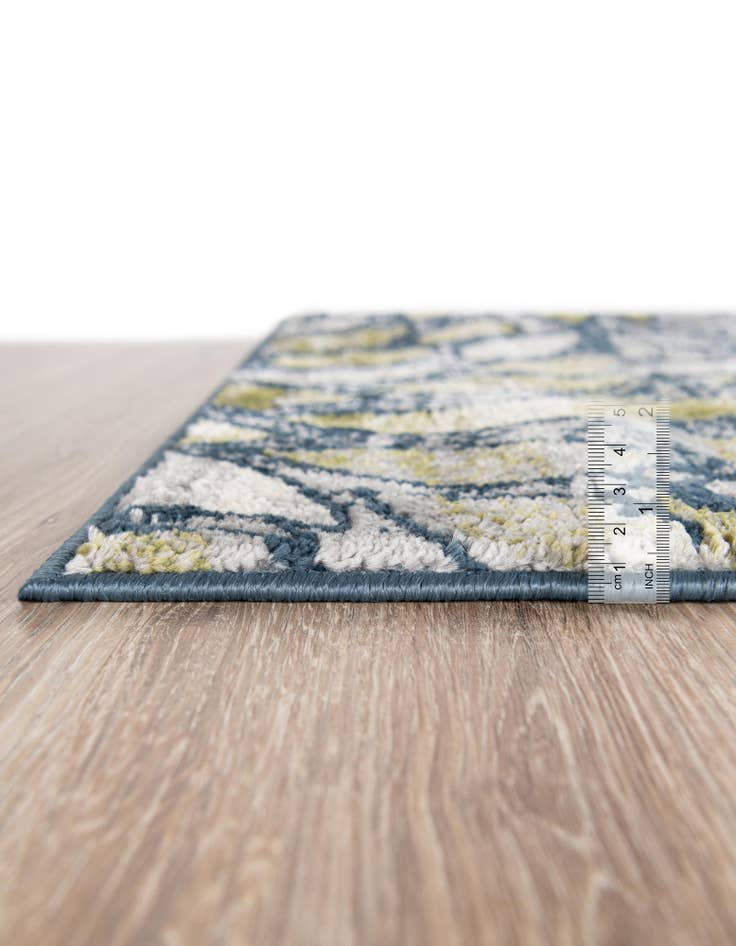 Detail image of 2' 7 x 12' Charleston Runner Rug