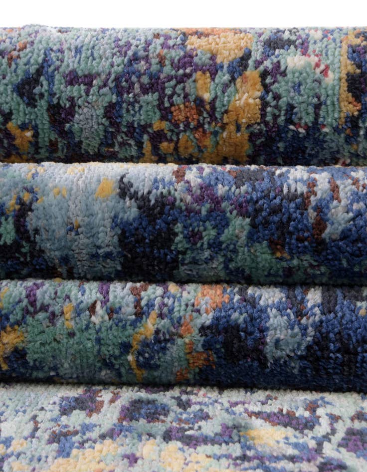 Detail image of 2' 2 x 6' 9 Charlotte Runner Rug