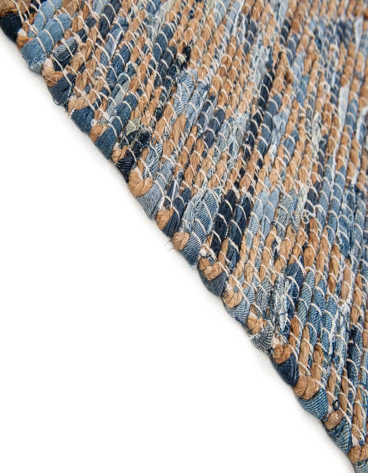 Detail image of 2' 7 x 14' 8  Hand Woven Chindi Jute Runner Rug