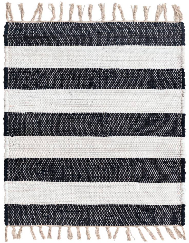 Detail image of 2' x 4' 1 Hand Woven Chindi Rag Runner Rug