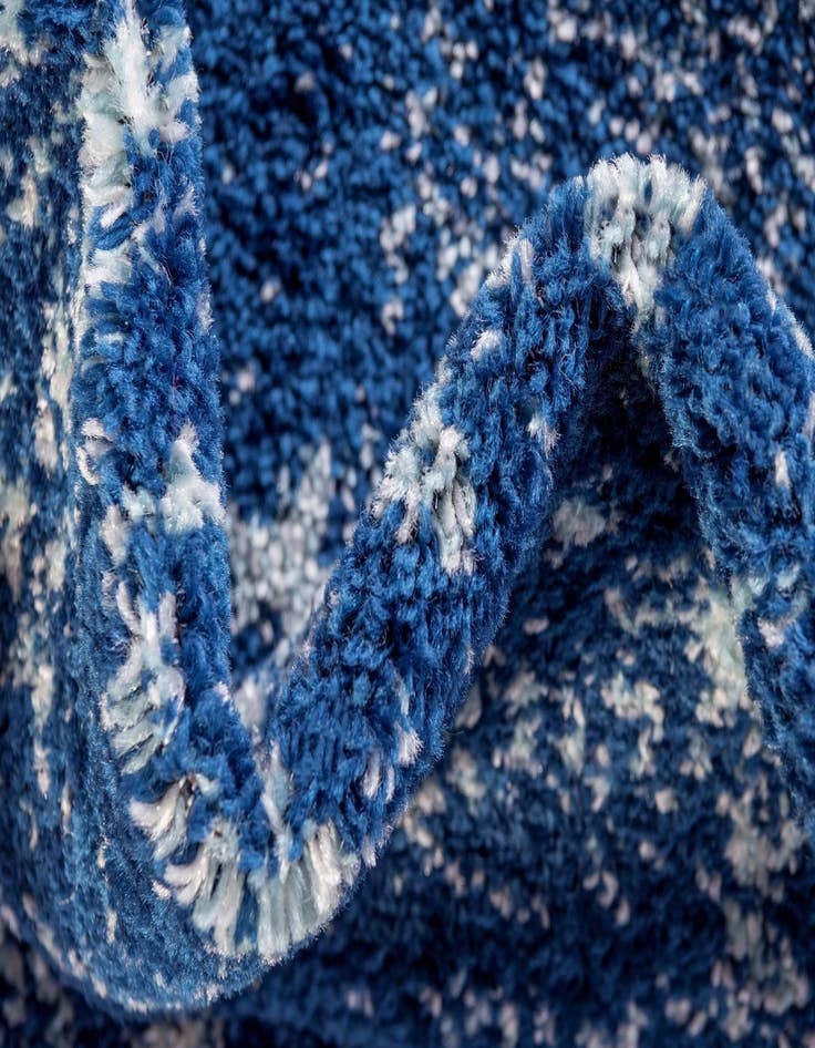 Detail image of 2' x 8' 8 Dover Runner Rug