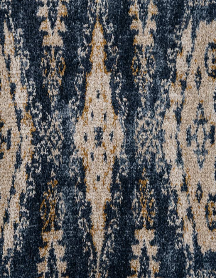 Detail image of 2' x 6' Eliza Runner Rug