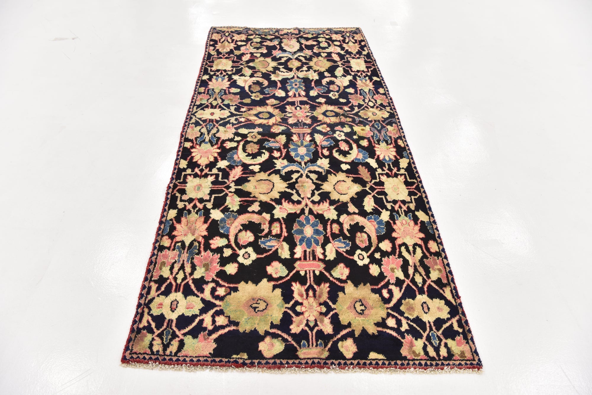 3' 10 x 9' Hand Knotted Farahan Persian Wool Runner Rug