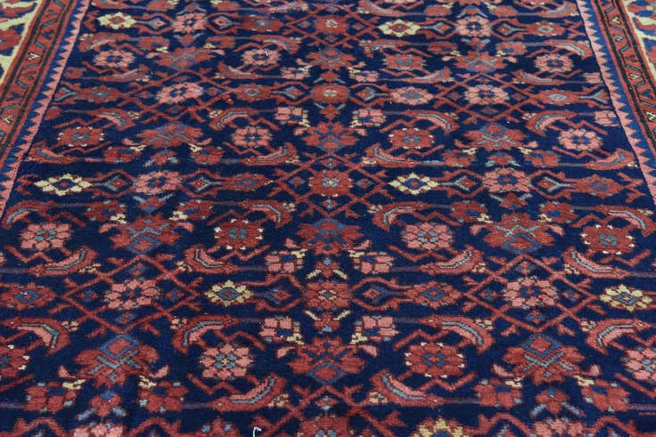 Detail image of 5' 7 x 10' 3 Hand Knotted Farahan Persian Wool Runner Rug