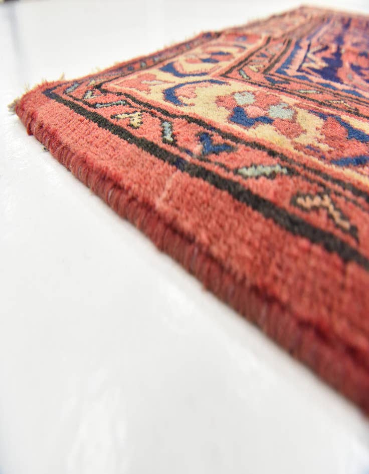 Detail image of 5' 7 x 10' 3  Hand Knotted Farahan Persian Wool Runner Rug