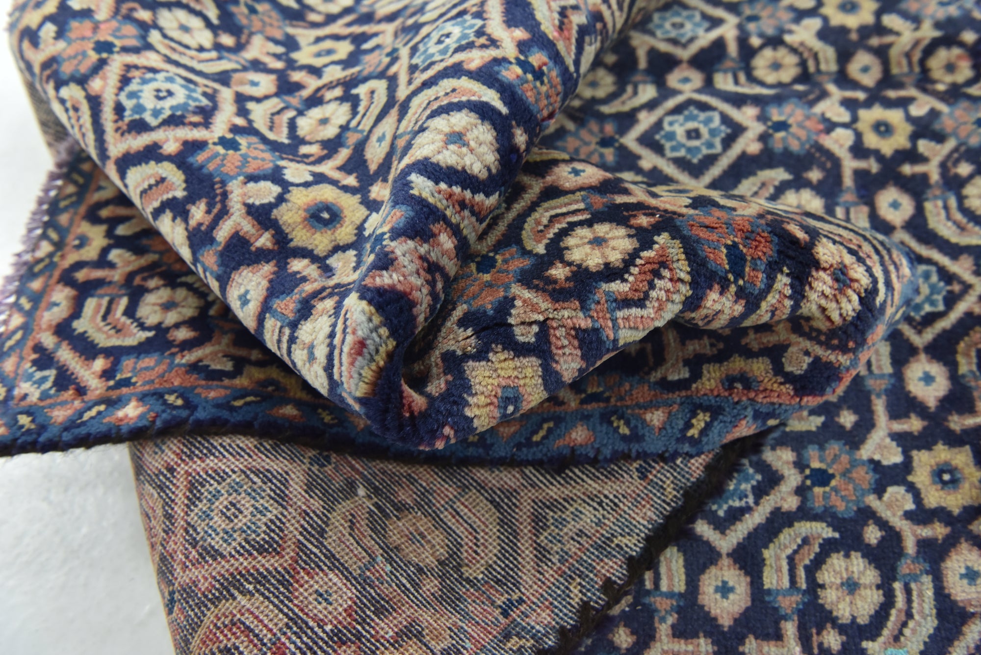 Detail image 10 of 15: 2' 6 x 7' Hand Knotted Farahan Persian Wool Runner Rug