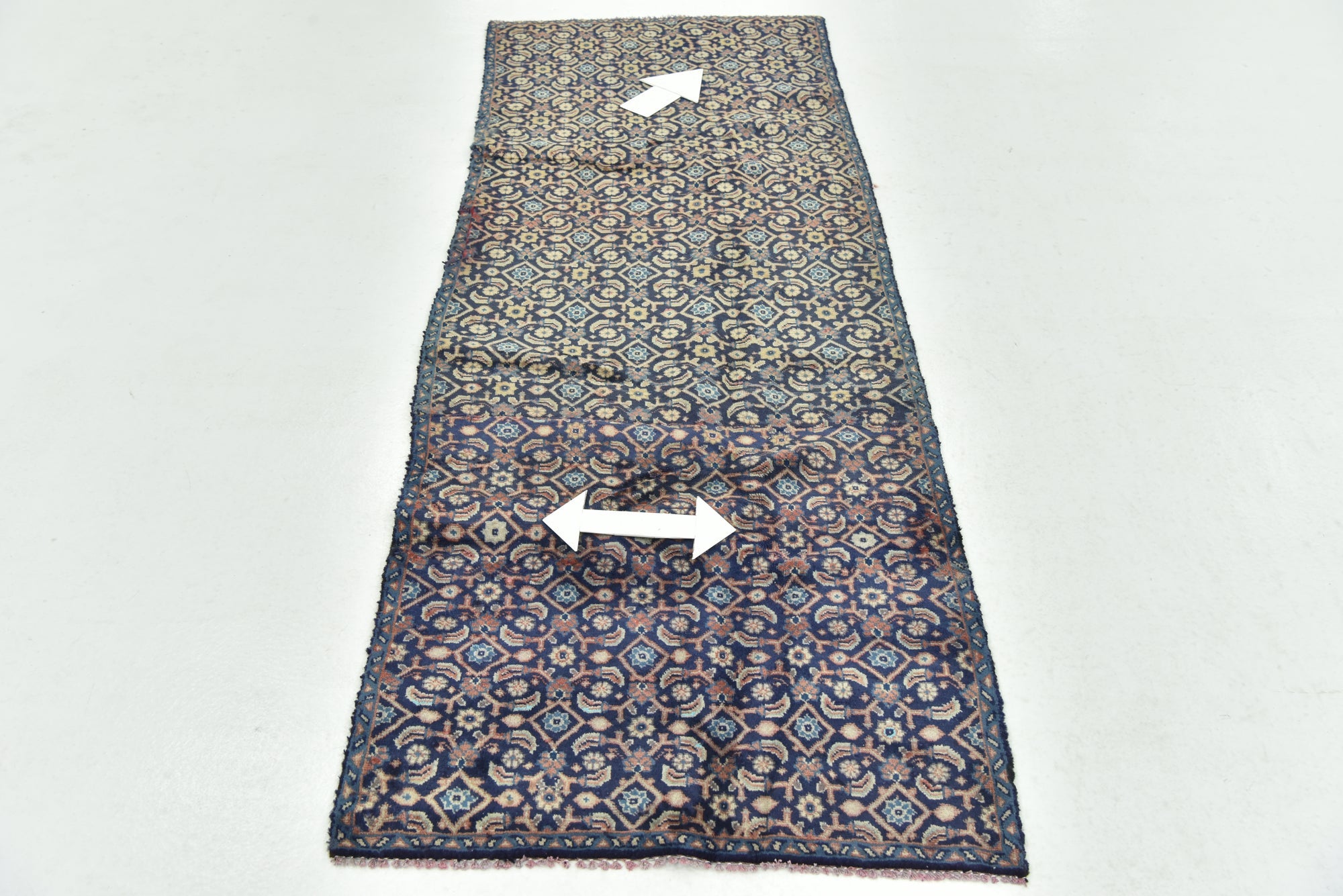 Detail image 11 of 15: 2' 6 x 7' Hand Knotted Farahan Persian Wool Runner Rug