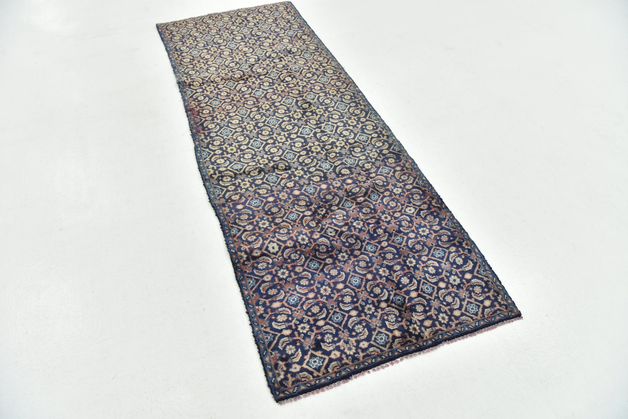 Detail image 2 of 15: 2' 6 x 7' Hand Knotted Farahan Persian Wool Runner Rug