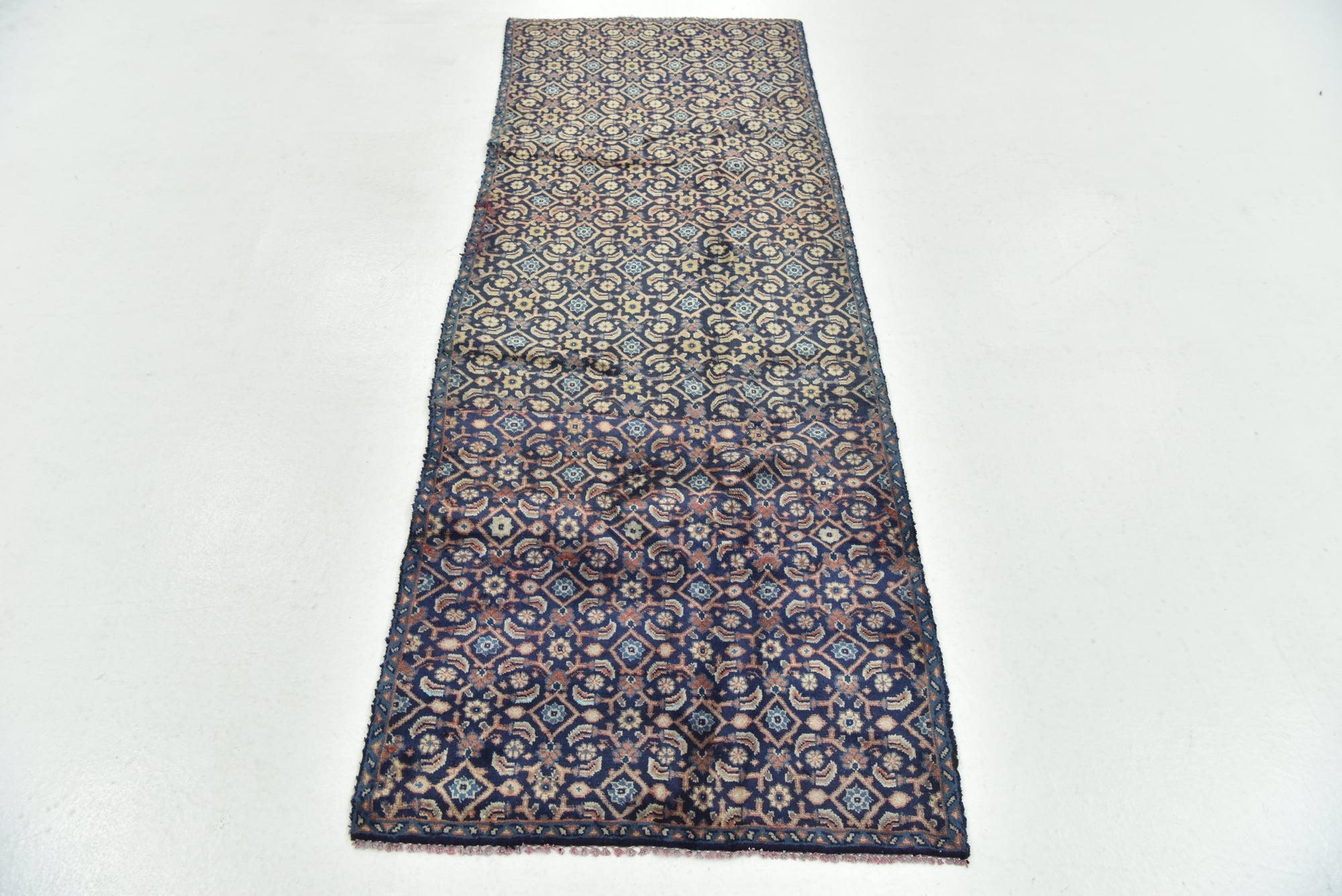 Detail image 3 of 15: 2' 6 x 7' Hand Knotted Farahan Persian Wool Runner Rug