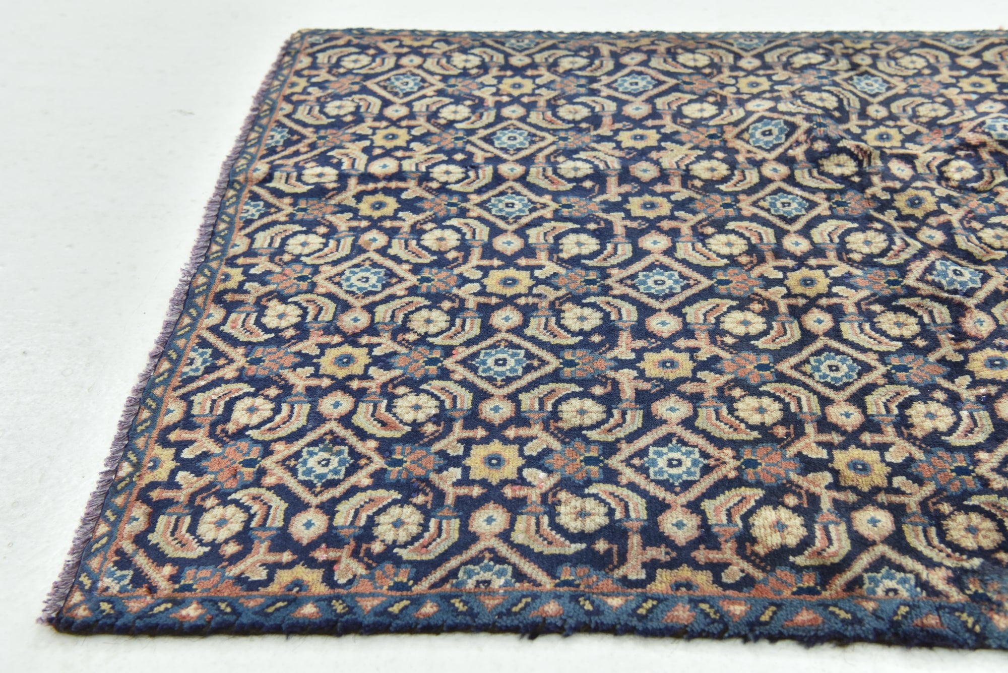 Detail image 6 of 15: 2' 6 x 7' Hand Knotted Farahan Persian Wool Runner Rug