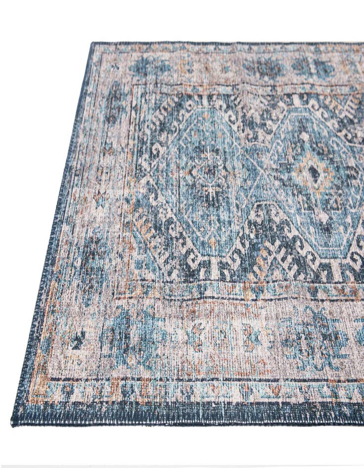 Detail image of 2' 3 x 3' 10 Francesca Runner Rug