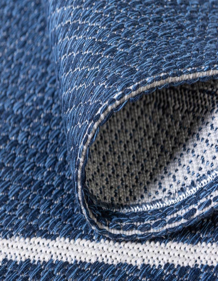 Detail image of 2' x 6' Georgia Runner Rug