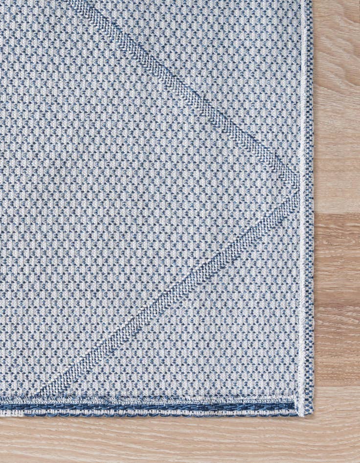 Detail image of 2' x 6' Georgia Runner Rug